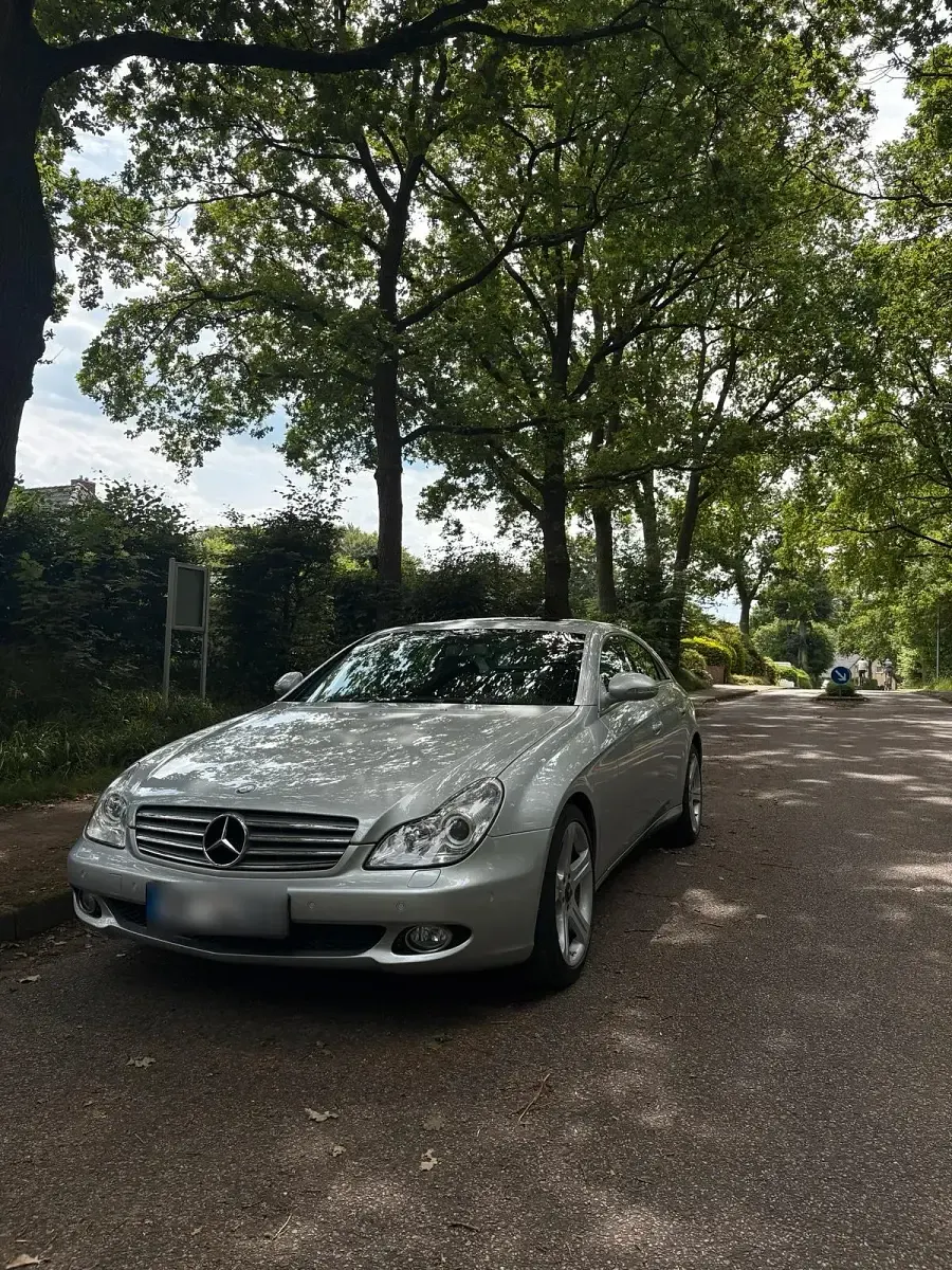 Gebraucht Mercedes CLS350 292 PS (214 kW) 2007 Silber Coupé