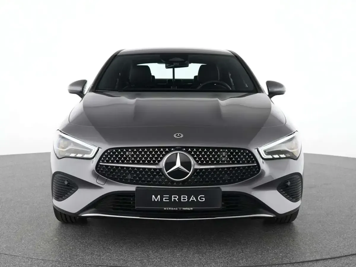 Gebraucht Mercedes CLA180 Advanced Plus 136 PS (100 kW) 2025 Grau Coupé