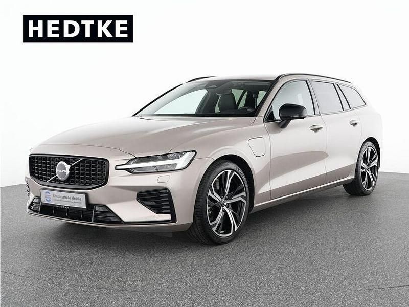 Braun Gebraucht 2024 Volvo V60 Plus Kombi | 41.850 € (Guter Preis) - Bild 1/4