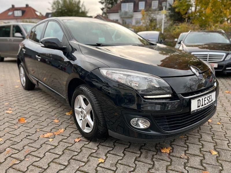 Schwarz Gebraucht 2013 Renault Mégane III Expression Limousine | 5.490 € (Guter Preis) - Bild 1/4
