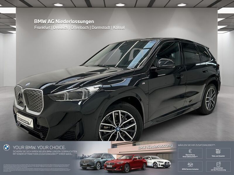 Schwarz Gebraucht 2024 BMW iX1 M Sport SUV | 49.480 € (Teuer) - Bild 1/3