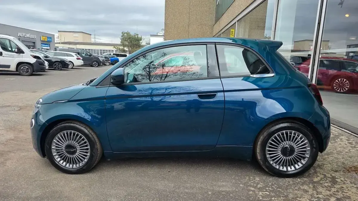 Neu Fiat 500 65 PS (47 kW) 2026 Ozean grün Kleinwagen