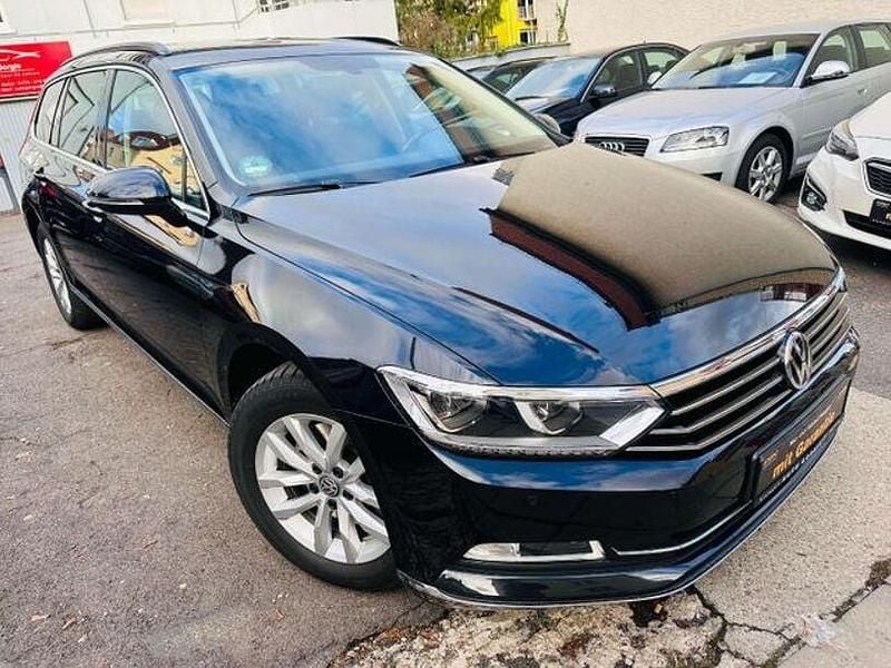 Deep black perleffekt Gebraucht 2019 VW Passat Kombi | 18.999 € (Guter Preis) - Bild 1/4