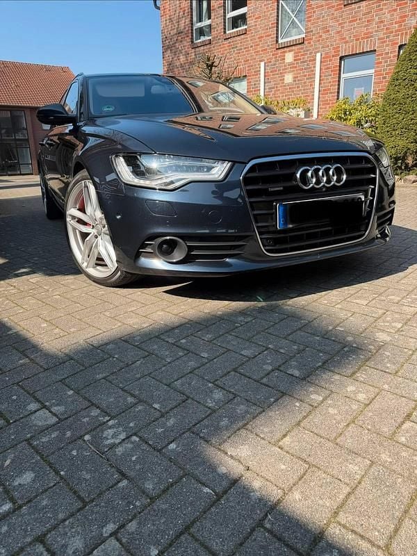 Gebraucht Audi A6 245 PS (180 kW) 2011 Blau Kombi