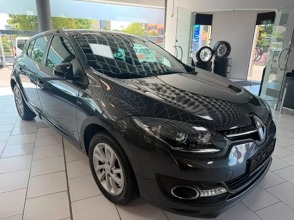 Gebraucht Renault Mégane III LIMITED 116 PS (85 kW) 2015 Grau Limousine