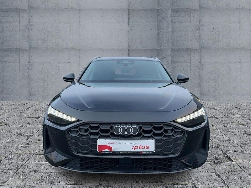 Gebraucht Audi A5 Sport 150 PS (110 kW) 2025 Schwarz Kombi