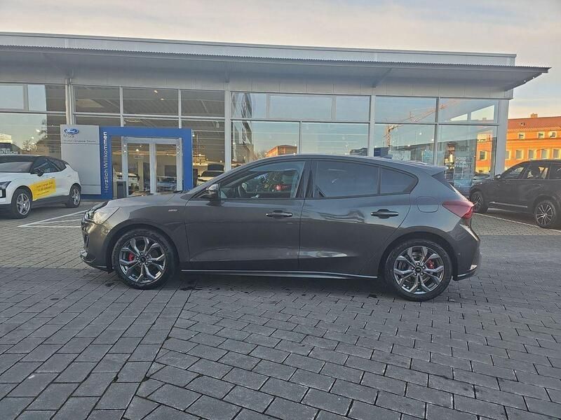 Neu Ford Focus ST-Line 125 PS (91 kW) 2025 Magnetic metallic Kleinwagen