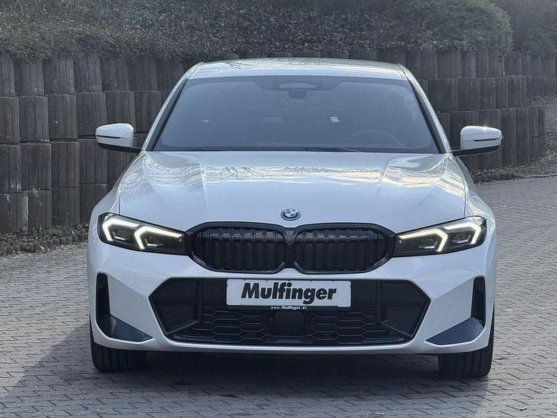 Neu BMW 330e Performance 184 PS (135 kW) 2026 Alpinweiss Limousine