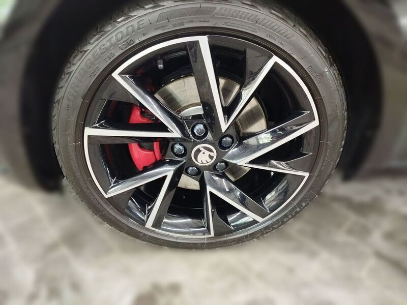 Gebraucht Skoda Octavia RS 184 PS (135 kW) 2020 Blackmagic perleffekt Kombi