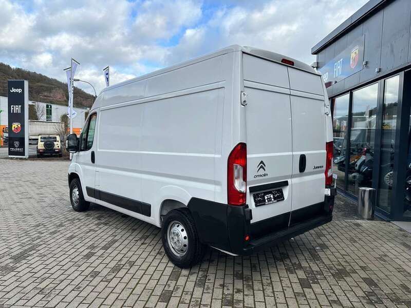 Gebraucht Citroën Jumper Start 120 PS (88 kW) 2023 Lackierung weiss Van / Kleinbus