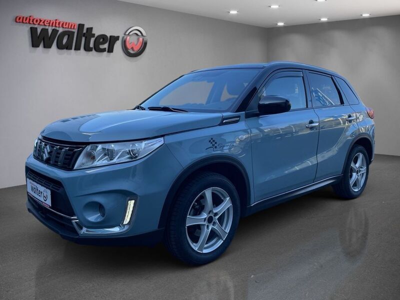 Blau Gebraucht 2018 Suzuki Vitara SUV | 17.990 € (Fairer Preis) - Bild 1/4