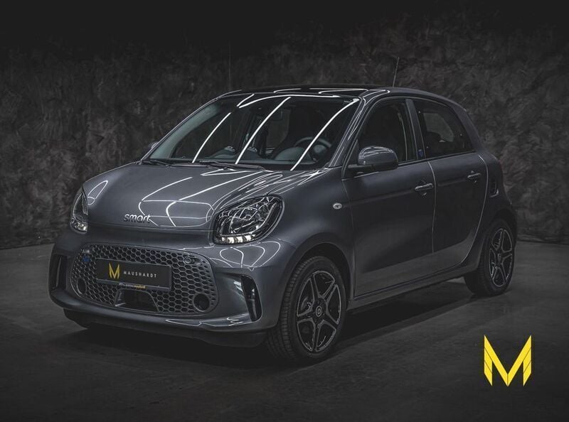 Graphite grey (metallic) (grau) (metallic) Gebraucht 2021 Smart ForFour Electric Drive Premium Limousine | 15.999 € - Bild 1/4