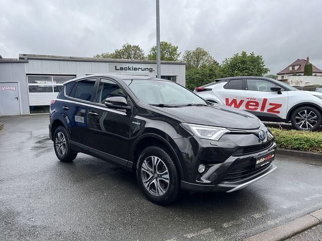 Gebraucht Toyota RAV4 Hybrid Team 197 PS (144 kW) 2017 Ristrettobraun metallic (metallic) SUV