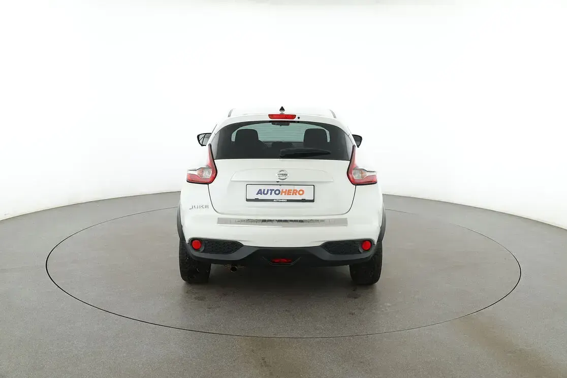 Gebraucht Nissan Juke N-Connecta 116 PS (85 kW) 2015 Weiß SUV