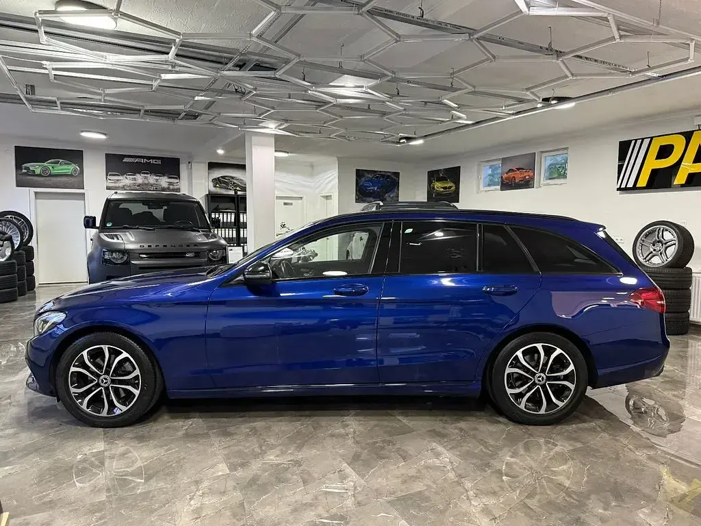 Gebraucht Mercedes C220 Night 170 PS (125 kW) 2015 Blau Kombi