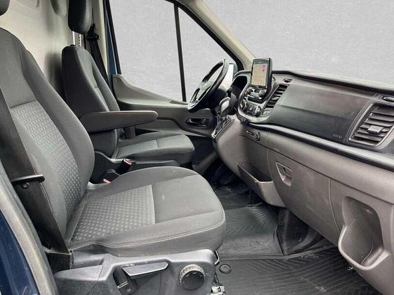 Gebraucht Ford Transit Trend 185 PS (136 kW) 2020 Blau (chromebluemetallic) Limousine