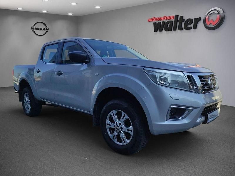Gebraucht Nissan Navara Acenta 190 PS (139 kW) 2022 Silber Pickup