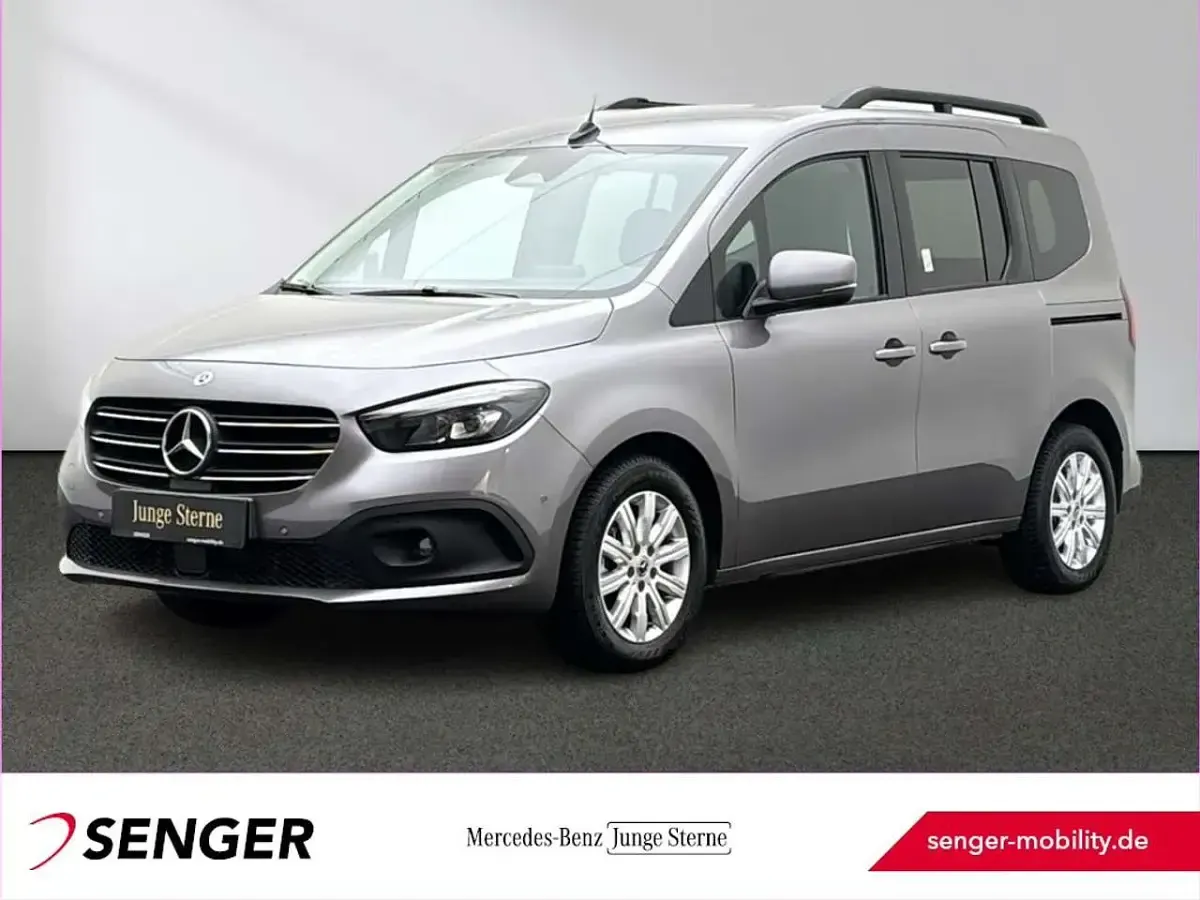 Gebraucht Mercedes T180 Progressive 116 PS (85 kW) 2025 Van / Kleinbus