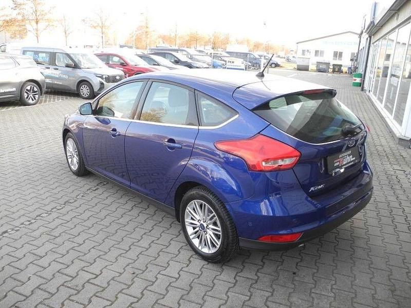 Gebraucht Ford Focus Cool & Connect 125 PS (91 kW) 2018 Indicblau metallic Limousine