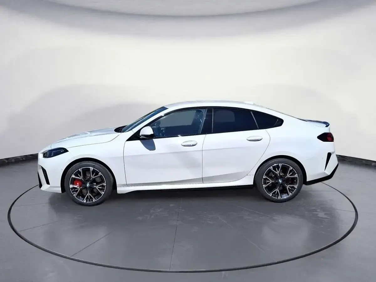 Gebraucht BMW 223 M Sport 218 PS (160 kW) 2025 Weiß Coupé
