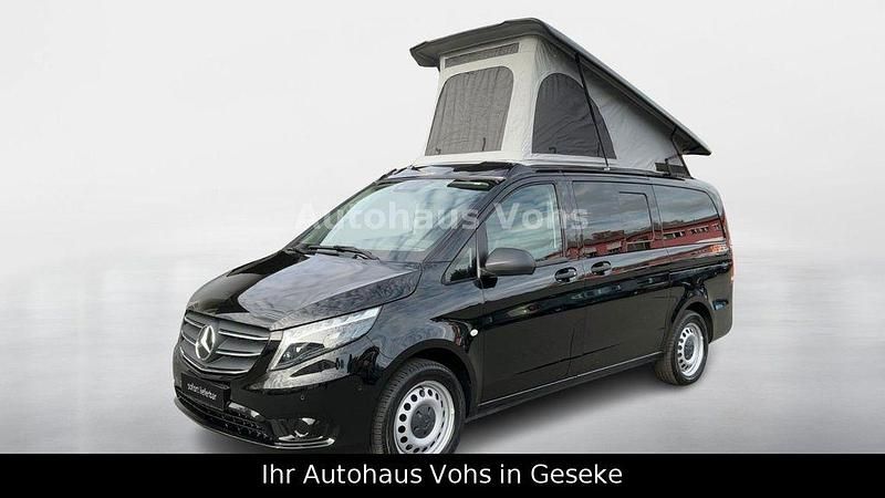 Schwarz Neu 2025 Mercedes Vito Kombi | 63.970 € (Etwas zu teuer) - Bild 1/3
