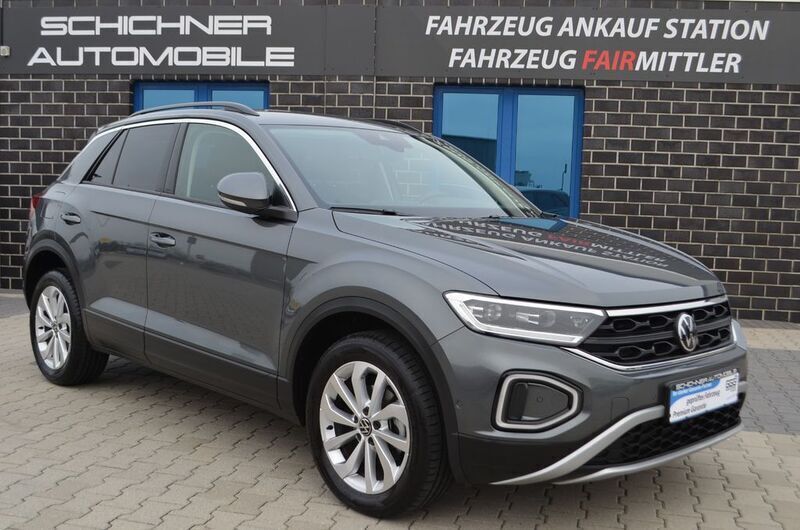 Gebraucht VW T-Roc Life 150 PS (110 kW) 2024 Grau SUV
