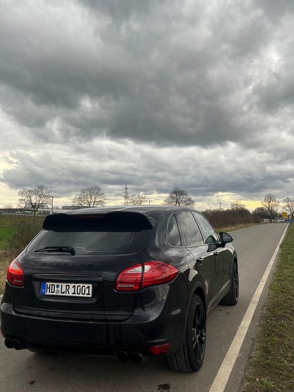 Gebraucht Porsche Cayenne 241 PS (177 kW) 2011 Schwarz SUV
