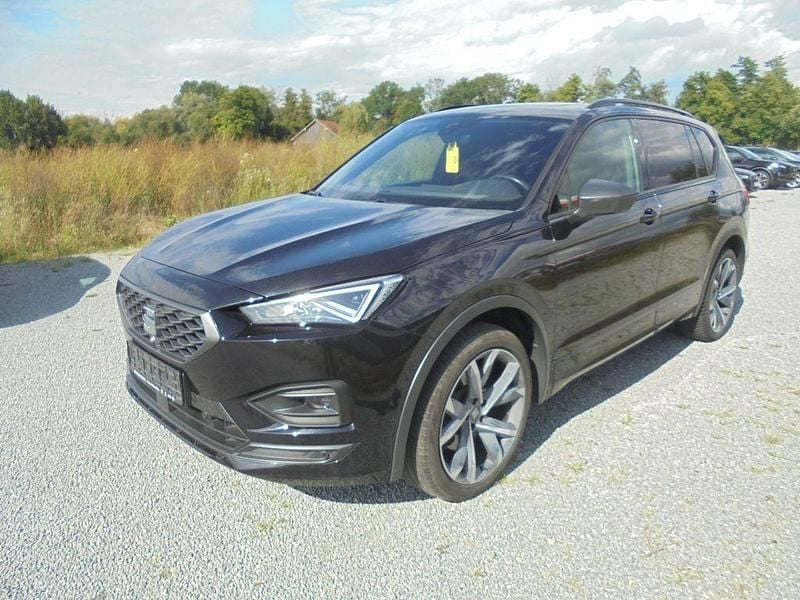 Deep black Gebraucht 2020 Seat Tarraco 4Drive SUV | 24.000 € (Superpreis) - Bild 1/4
