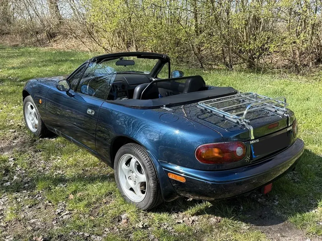 Gebraucht Mazda MX5 90 PS (66 kW) 1998 Blau Cabrio