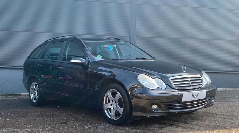 Gebraucht Mercedes C200 122 PS (89 kW) 2005 Schwarz Kombi