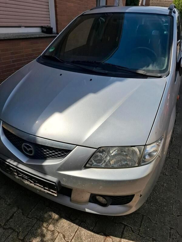 Silber Gebraucht 2003 Mazda Premacy Van / Kleinbus | 2.000 € - Bild 1/4