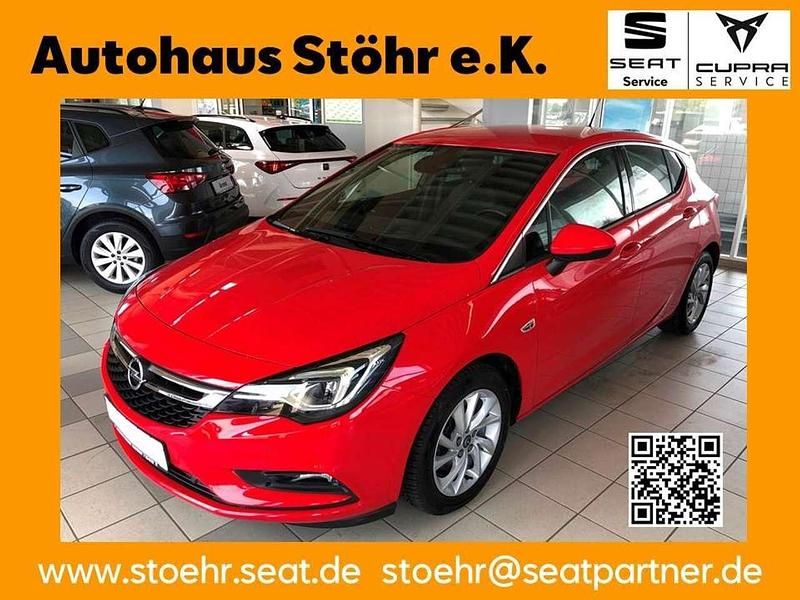 Lava rot Gebraucht 2018 Opel Astra Dynamic Limousine | 14.450 € (Fairer Preis) - Bild 1/4