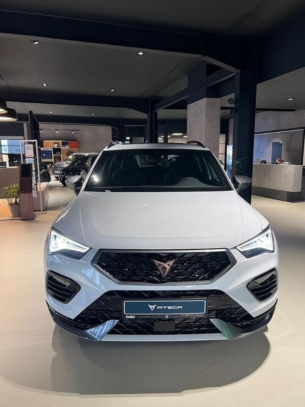 Weiß Gebraucht 2024 Cupra Ateca SUV | 39.990 € (Etwas zu teuer) - Bild 1/4