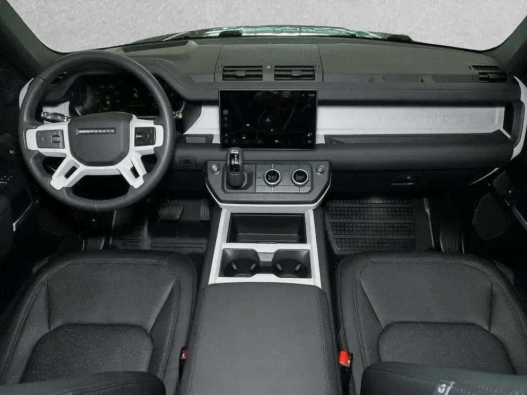 Gebraucht Land Rover Defender SE Dynamic 300 PS (220 kW) 2025 Gruen SUV