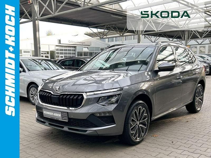 Graphitegrau metallic Gebraucht 2024 Skoda Kamiq Selection SUV | 22.950 € (Fairer Preis) - Bild 1/4