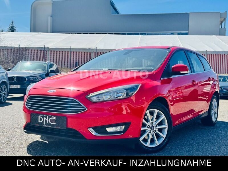 Rot Gebraucht 2017 Ford Focus Titanium Kombi | 7.440 € (Superpreis) - Bild 1/4
