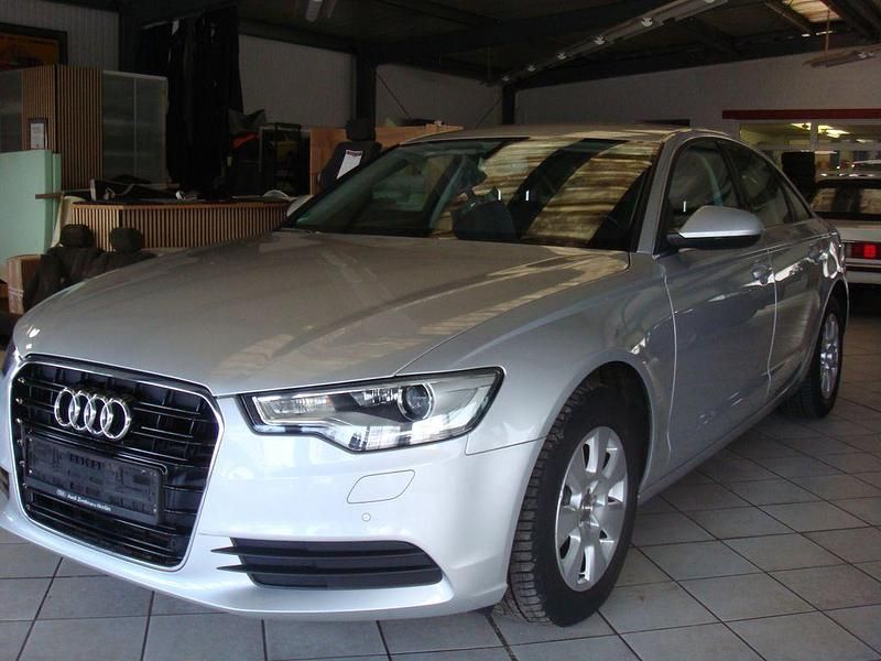 Gebraucht Audi A6 Sport 177 PS (130 kW) 2013 Silber Limousine