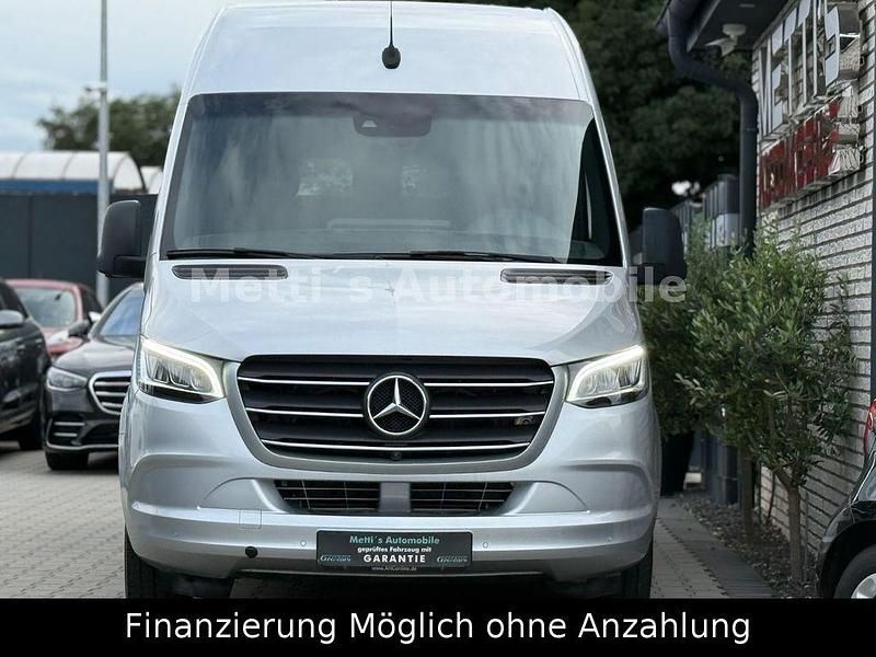 Gebraucht Mercedes Sprinter 163 PS (119 kW) 2018 Iridiumsilber Van