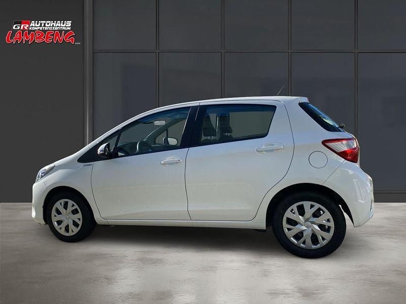 Gebraucht Toyota Yaris Comfort 111 PS (81 kW) 2019 Weiß Limousine