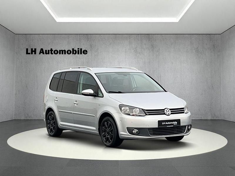 Gebraucht VW Touran Cup 105 PS (77 kW) 2014 Silber Van / Kleinbus