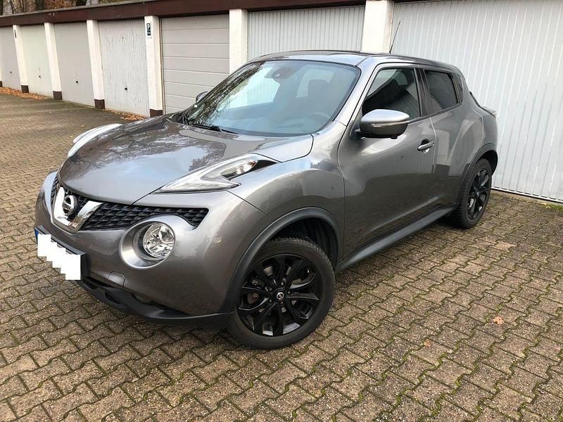 Grau Gebraucht 2015 Nissan Juke Tekna SUV | 9.499 € (Fairer Preis) - Bild 1/4