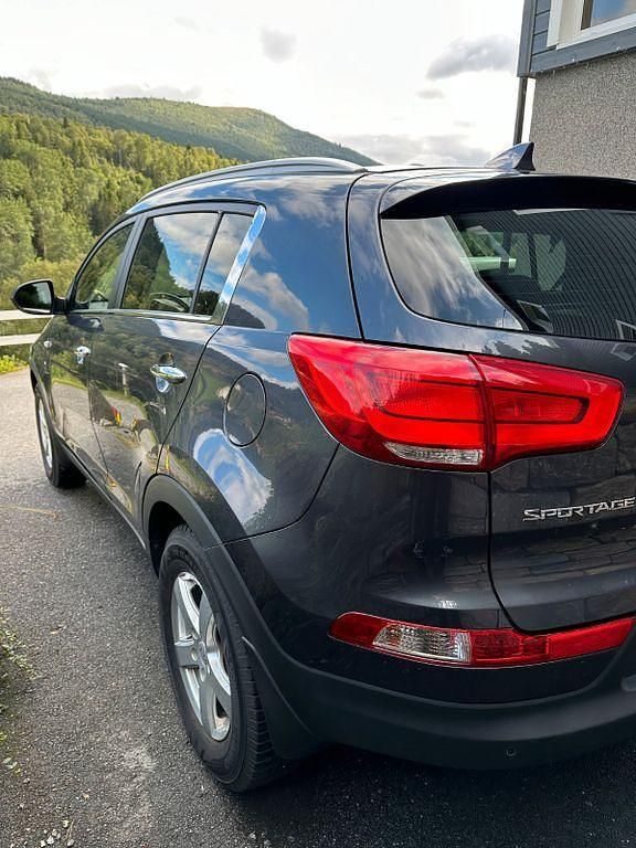 Gebraucht Kia Sportage Attract 132 PS (97 kW) 2016 Grau SUV