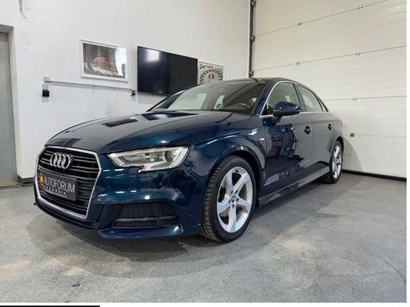 Gebraucht Audi A3 S-Line 116 PS (85 kW) 2019 Blau Limousine