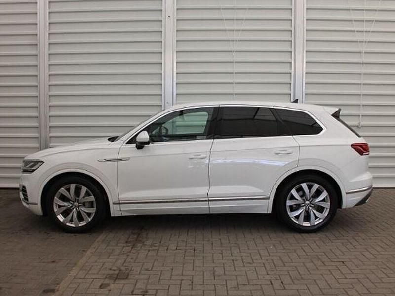 Gebraucht VW Touareg Elegance 286 PS (210 kW) 2019 Weiß SUV