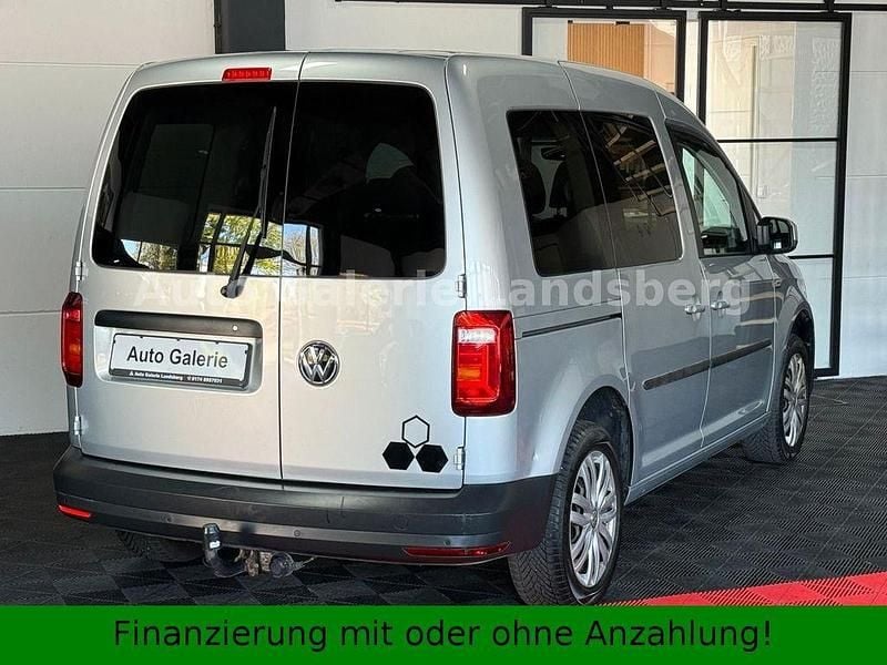 Second-hand VW Caddy Trendline 190 CP (139 kW) 2018 Argintiu Monovolum