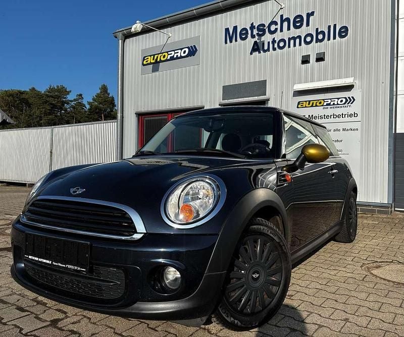 Gebraucht Mini One D 90 PS (66 kW) 2018 Reef blue metallic Kleinwagen