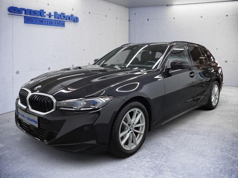 Schwarz Gebraucht 2023 BMW 318 Shadowline Kombi | 32.890 € (Etwas zu teuer) - Bild 1/4
