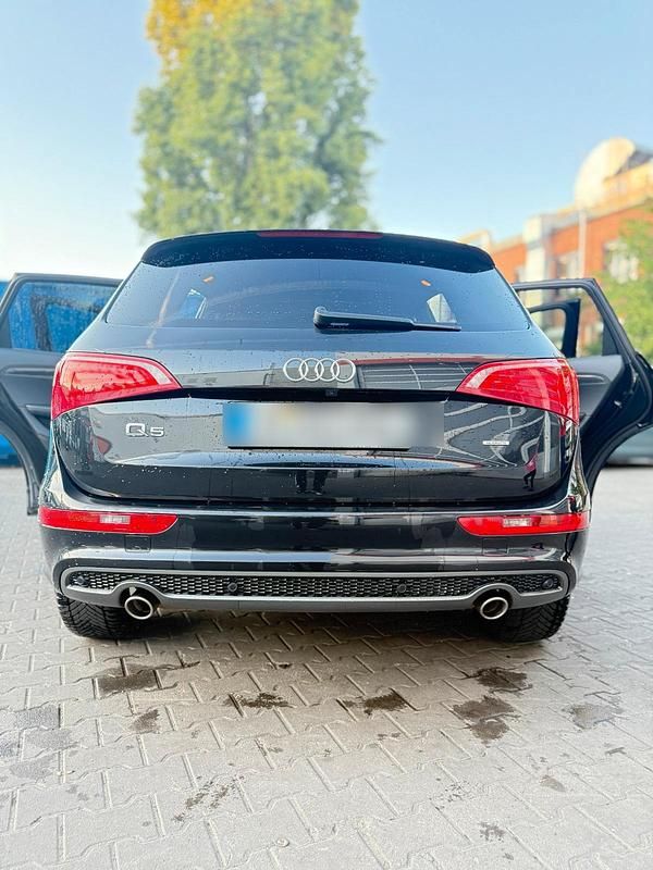 Schwarz Gebraucht 2011 Audi Q5 S-Line SUV | 11.990 € (Fairer Preis) - Bild 1/4