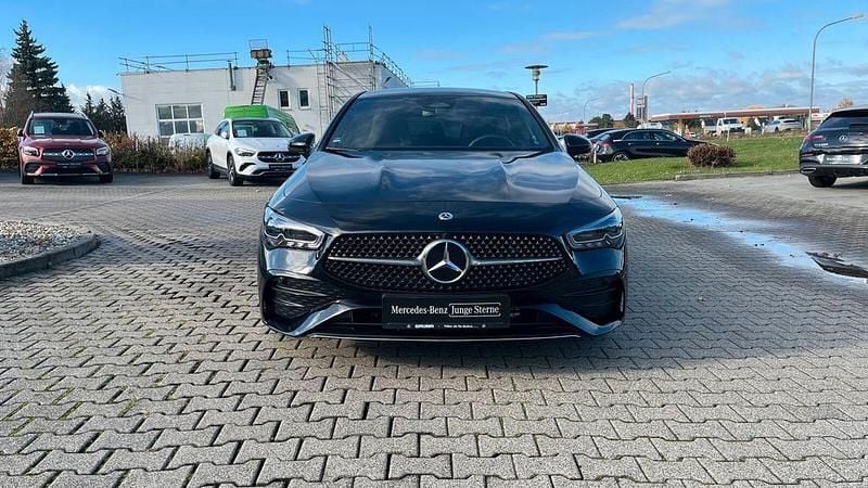 Gebraucht Mercedes CLA220 AMG 190 PS (139 kW) 2025 Schwarz Limousine