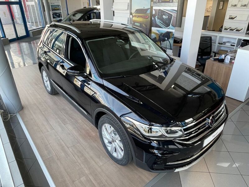 Deepblack Neu 2025 VW Tiguan Elegance SUV | 43.880 € (Guter Preis) - Bild 1/4